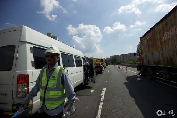 KB资产 城事｜守护一丝清凉，他们用这招为户外劳动者降温